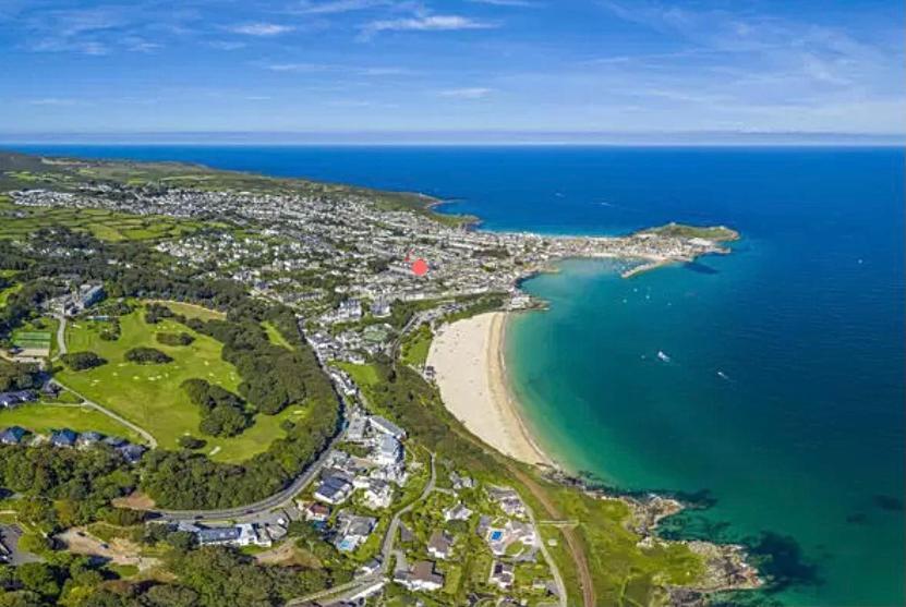 Above St Ives Porthminster Beach - "St James Rest" Is A Refurbished & Super Stylish Private Apartment - King Bedroom With Ensuite, Family Bathroom, Double Bunk Cabin & Sofabed Loungekitchendiner - 2 Mins Walk Main Car Park & Station St Ives (Cornwall) Exterior photo